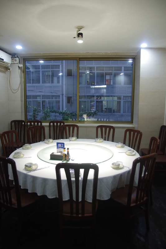 多变揽鲜又出新招:海鲜火锅霸王锅后这次出个五层塔!