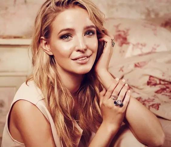 全世界最会穿搭的女人,时尚界最会穿着打扮的是谁