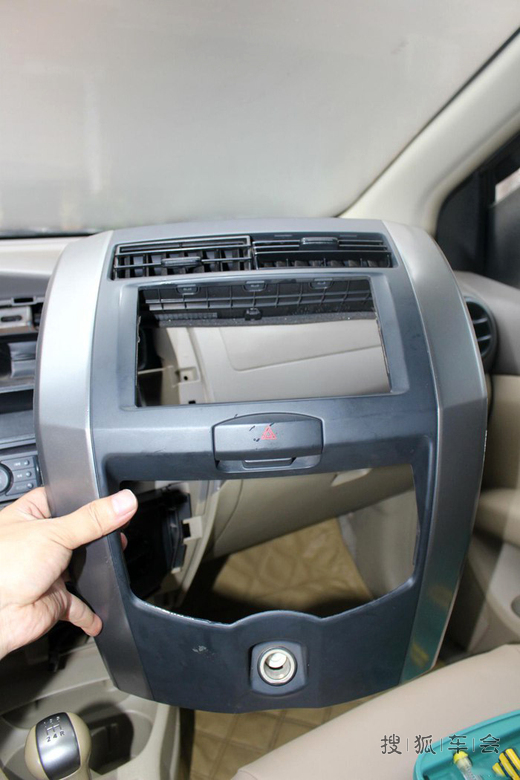 08款骊威空调ac灯关不掉,09款骊威安装倒车影像