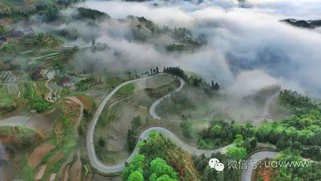 飞手航拍教程,飞手操作无人机视频