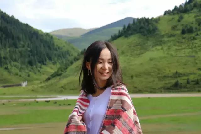 色达红色房子在哪,色达震撼的红房子