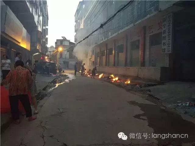 送老客‖中元节留下的残局,谁来为这样的不文明买单?新宁人