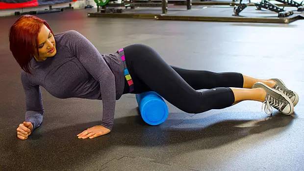 泡沫轴放松有效还是拉伸有效,拉伸泡沫轴和筋膜枪