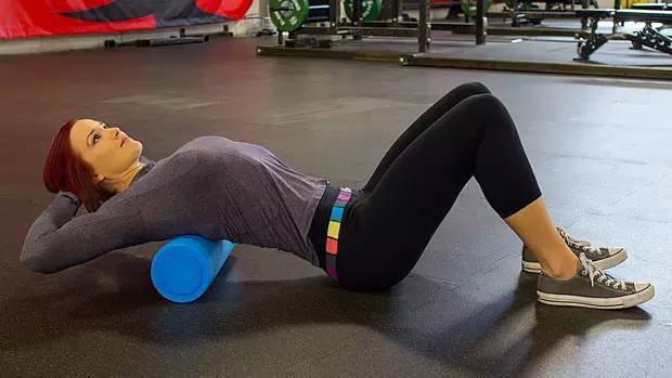 泡沫轴放松有效还是拉伸有效,拉伸泡沫轴和筋膜枪