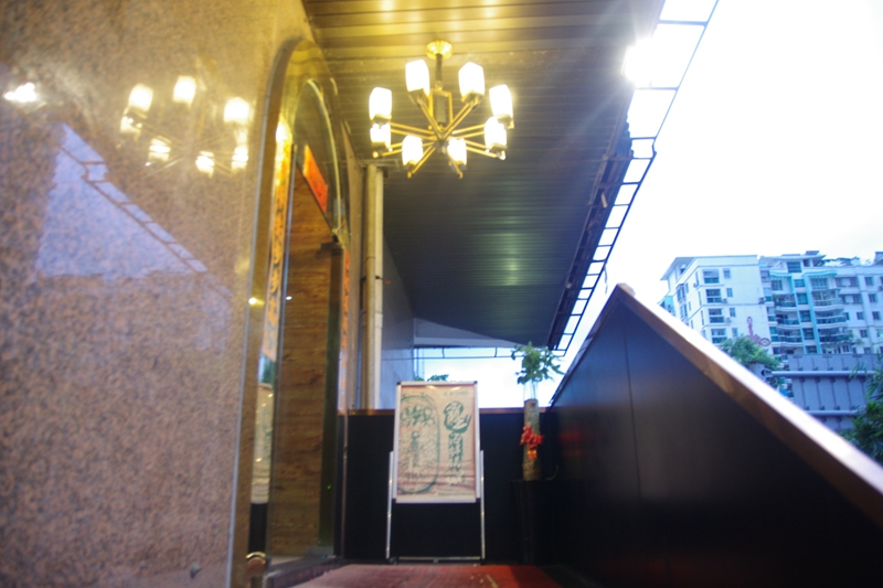 多变揽鲜又出新招:海鲜火锅霸王锅后这次出个五层塔!