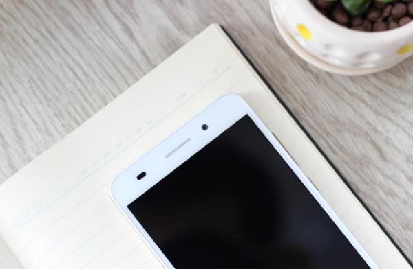 2016年荣耀畅玩5a,800万前置拍照效果怎么样