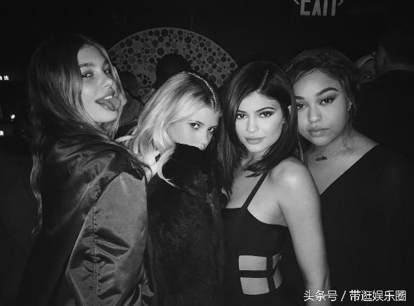 为了她抛下7800万粉丝！6点带你认识小贾斯汀最新女伴苏菲亚