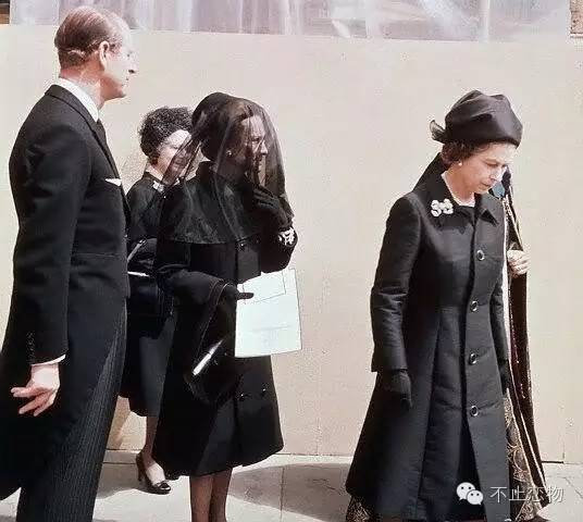 温莎公爵倾城之恋,温莎公爵珠宝图片