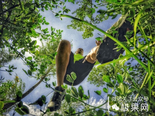 如何选择一双越野跑鞋,越野跑穿的跑鞋