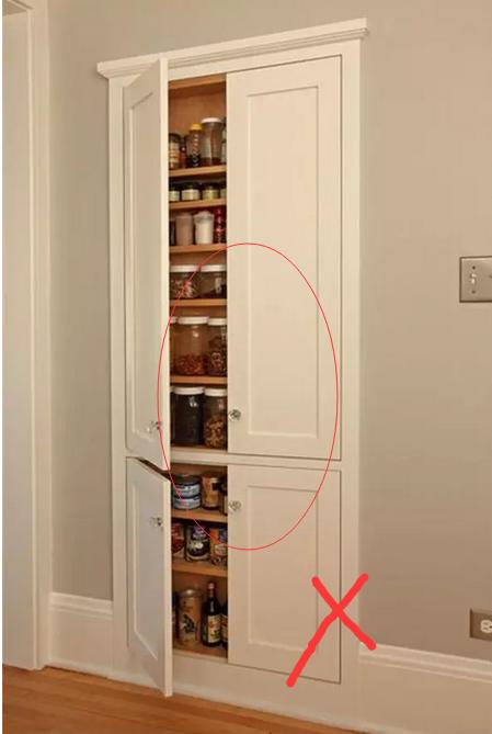 再三提醒，这种错误凿墙开柜对房子没有好处我嘴皮子都说起泡了