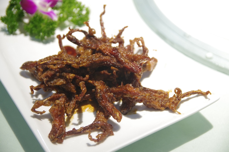 多变揽鲜又出新招:海鲜火锅霸王锅后这次出个五层塔!