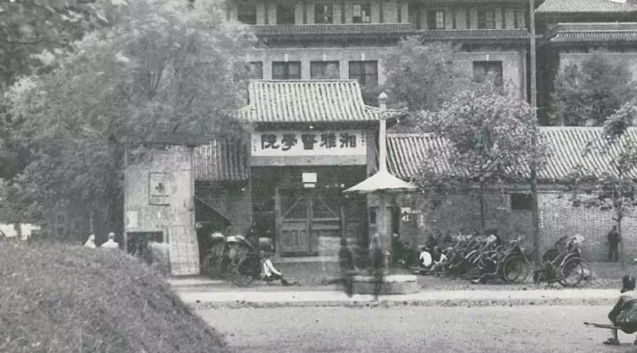 姹ら鍑℃矙鐪肩梾鍘熶綋,姹ら鍑℃矙鐪肩梾鍘熶綋鑾峰