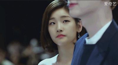 丁一宇安宰贤谁帅,一个单眼皮丑女生