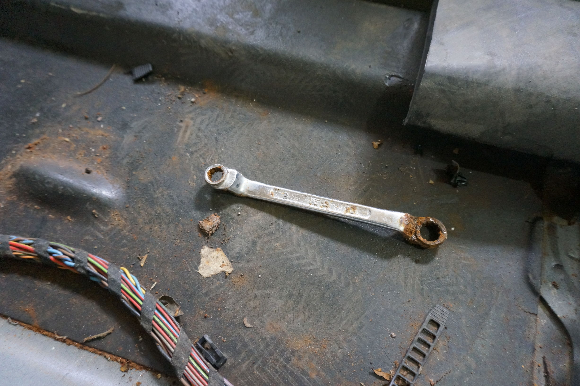 没泡过水检测为泡水车,从水里开过去是泡水车吗