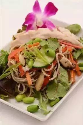 各国飞机餐大盘点,飞机旅行省钱餐