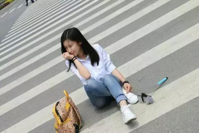 虽然我们很搓，但我们依然热爱装逼