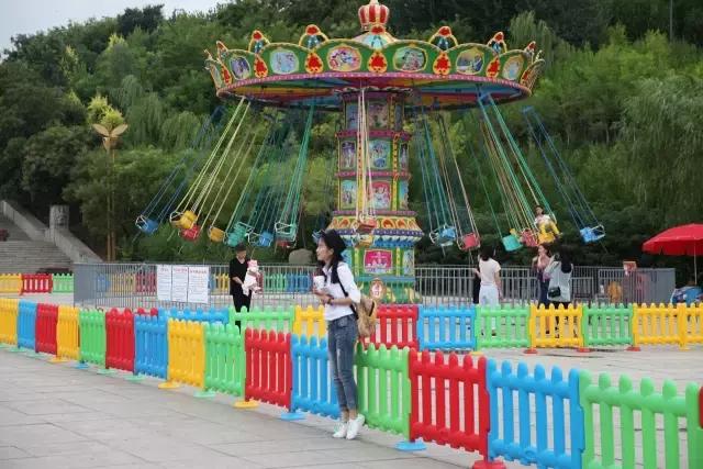 虽然我们很搓，但我们依然热爱装逼