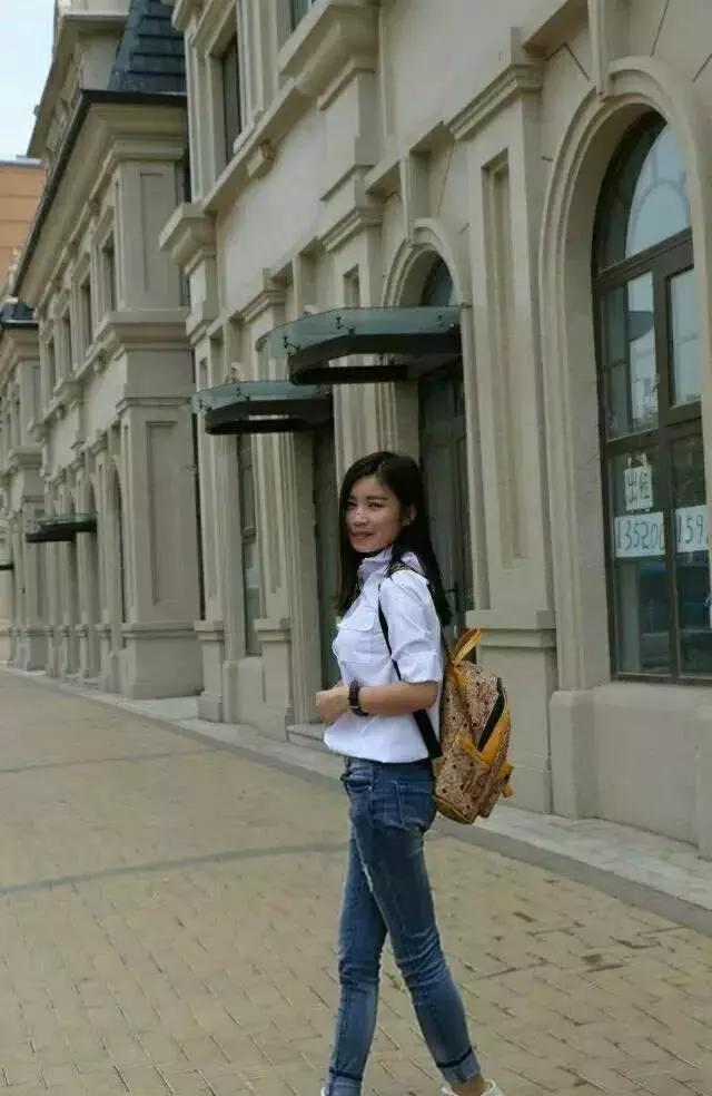 虽然我们很搓，但我们依然热爱装逼