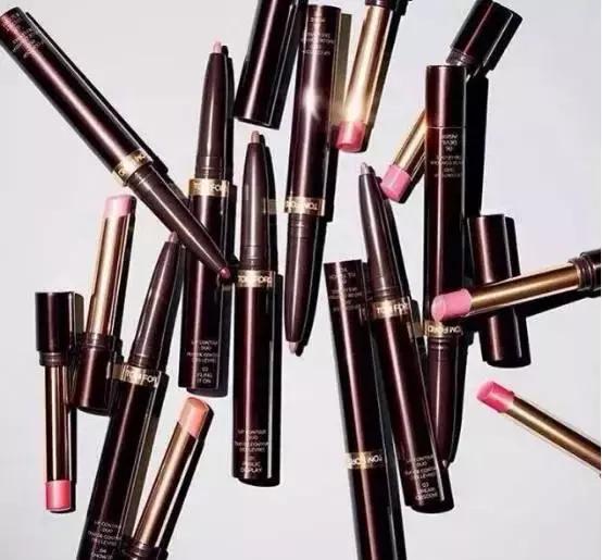 大牌唇膏为什么是盒装,大牌出新口红