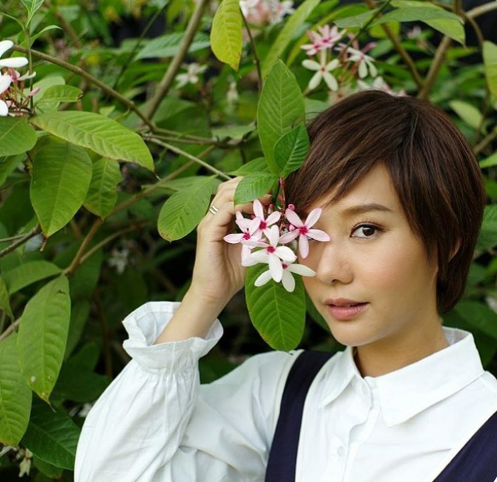 泰国萌妹子一枚,笑如蜜糖,《爱在旅途》女二号!近照心动了吗?