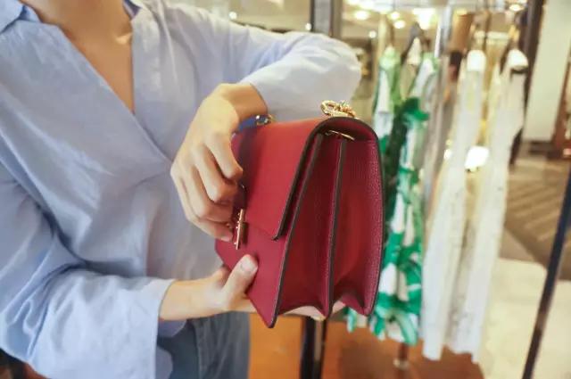 See姨评测:6只最适合秋冬的链条包