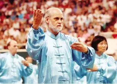 太极拳二十四式能改善骨质疏松吗,治骨质疏松运动