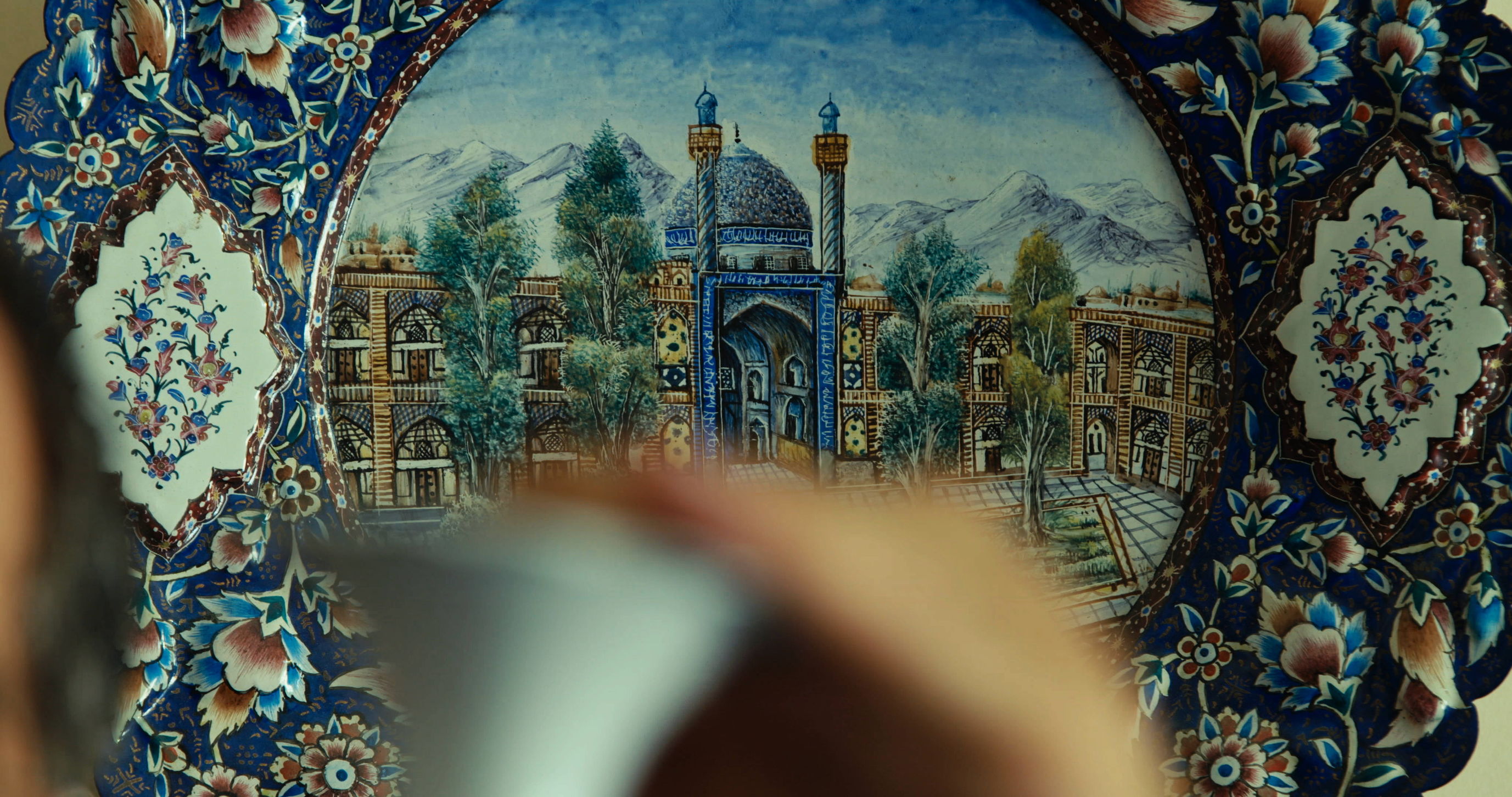 《奇域》：饱含随遇而安的心，做时光里从容的过客