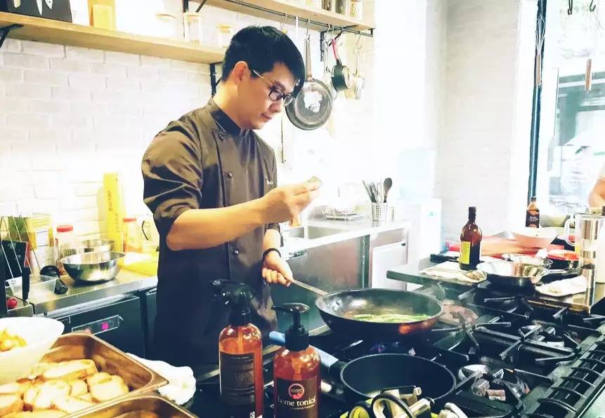 吃菩萨的法宝是一种什么样的体验？