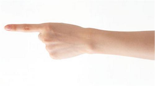 水泡湿疹怎么治疗？老中医妙招治皮肤病湿疹。