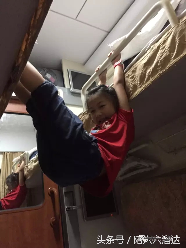 疱疹性咽峡炎一直高烧不退怎么办,小孩疱疹一直高烧39以上怎么办