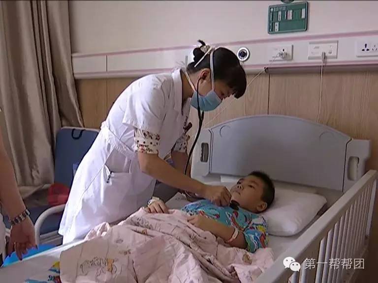 游泳馆呛水导致肺炎,患者游泳呛水会引发肺炎吗