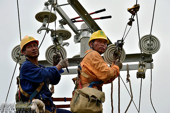 怀疑电费有问题找哪里,家中无人电费巨大找谁投诉