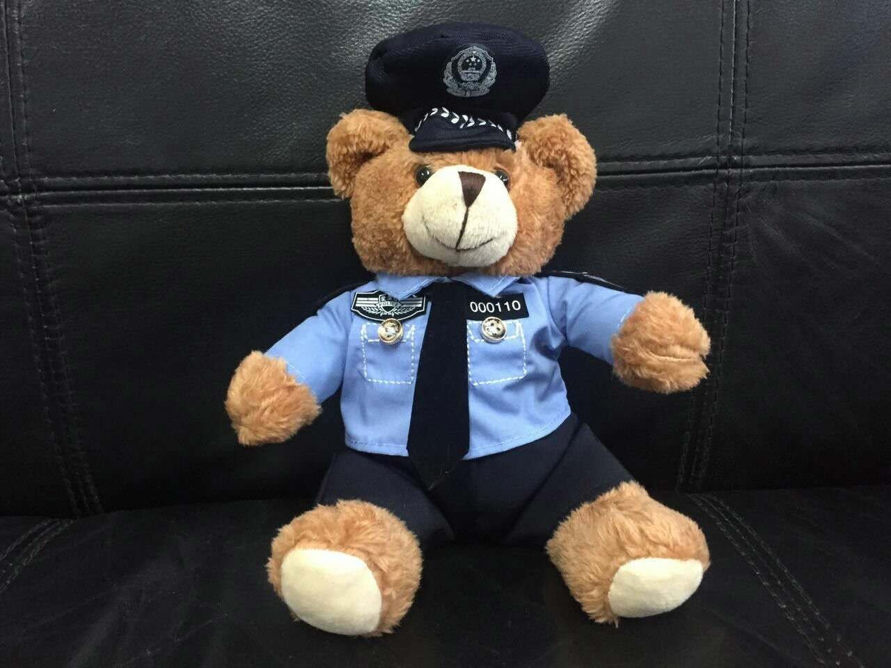 这两天，有一只“小熊”成了滨江的网红！