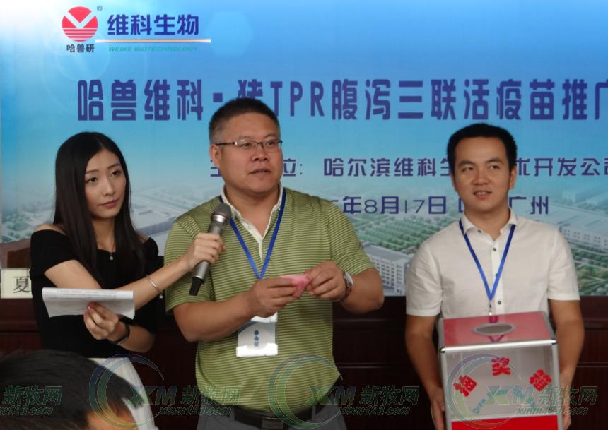 猪病毒性腹泻要控料吗,猪病毒性腹泻原因与防控的浅析