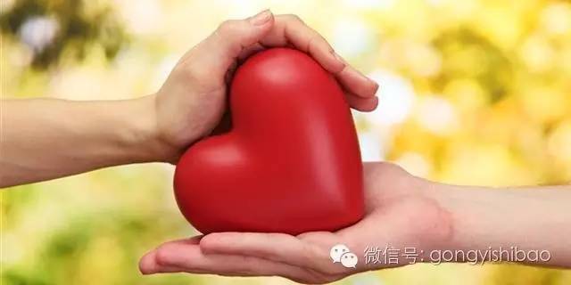 一杯星巴克开启圆满的一天,星巴克解困