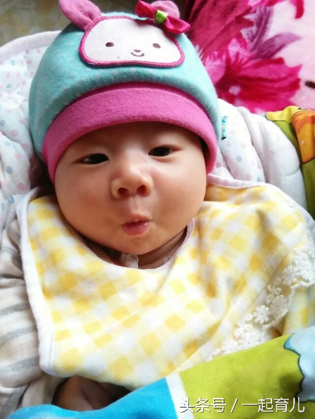 33周早产宝宝出生五斤六两,35周自然顺产早产宝宝