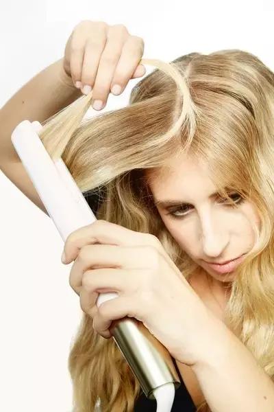 烫一次性卷发不伤发,100%不伤头发的卷发方法