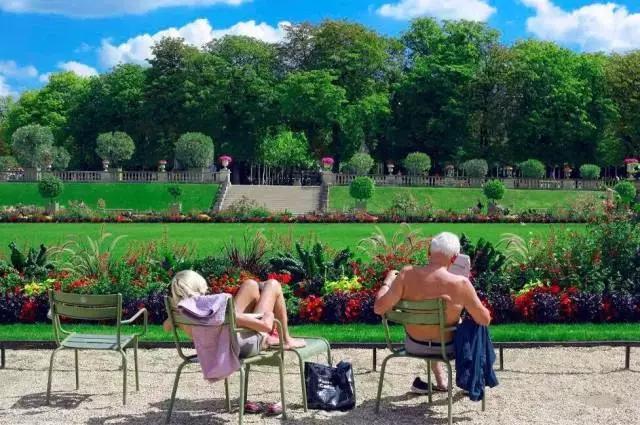 看秀,调香,见明星,用6天了解巴黎迷人的秘密