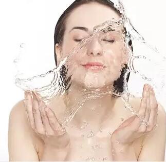 夏天怎么祛除上火痘痘小妙招,夏天上火长痘该吃什么