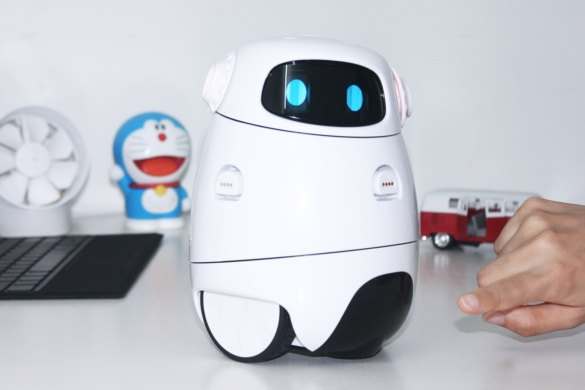 小卡儿童编程机器人,小卡机器人编程