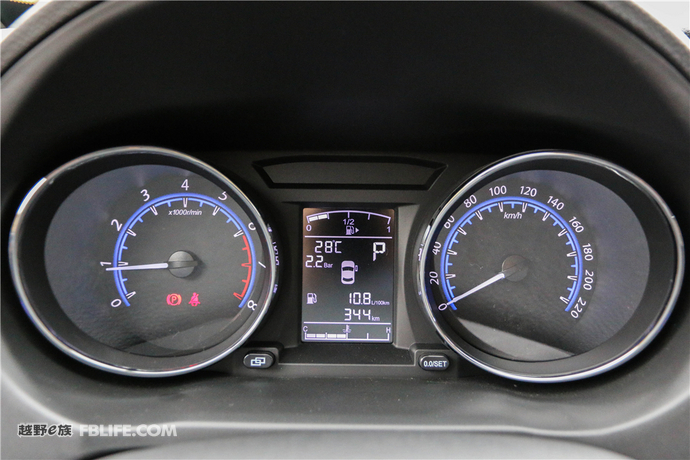 空间堪比gl8的mpv,空间堪比商务车