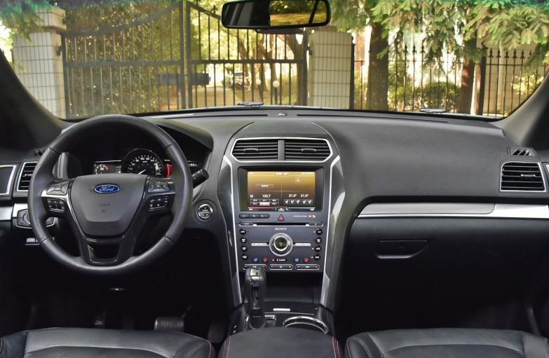 2018福特探险者进口3.5t试驾,2016款探险者2.3t风尚什么价