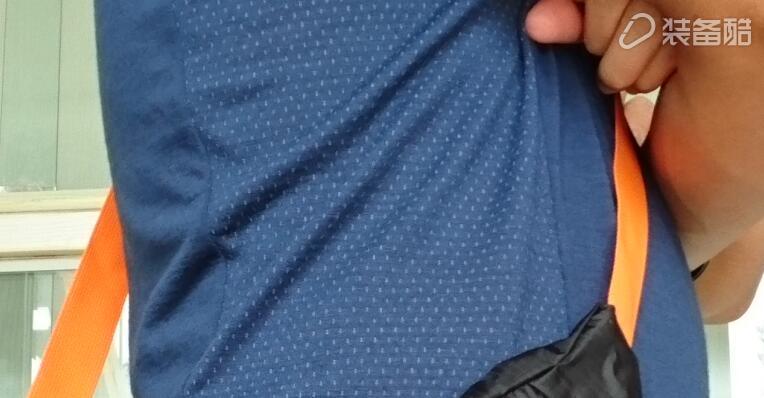 专业驴友对毛运动T恤的深度体验