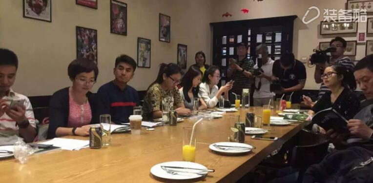 专业驴友对毛运动T恤的深度体验