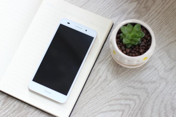 2016年荣耀畅玩5a,800万前置拍照效果怎么样