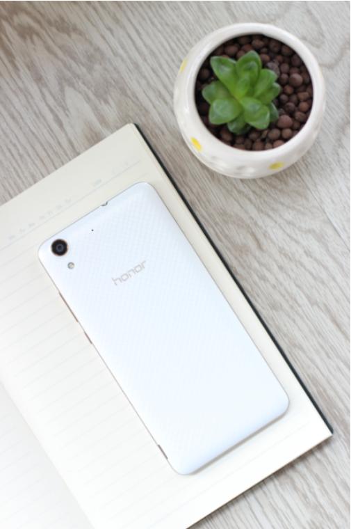 2016年荣耀畅玩5a,800万前置拍照效果怎么样