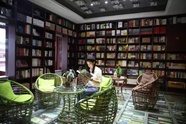 虽然我们很搓，但我们依然热爱装逼