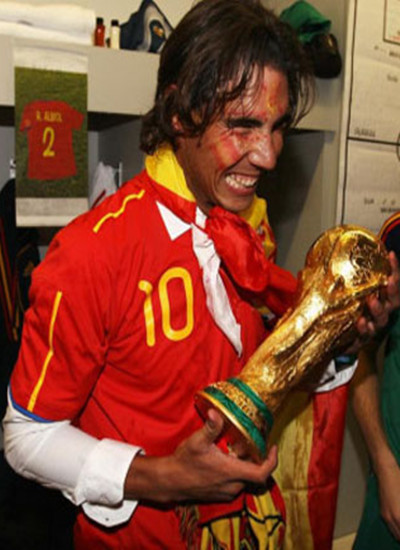 足球明星脑残行为,足球死忠粉