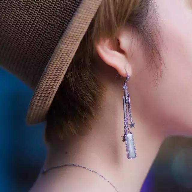 街拍什么颜色发色好看,回头率超高发色街拍