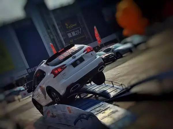 轻挑“神车”于马下，“唐战番邦”就那么神